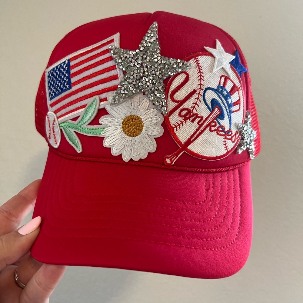 New York Yankees Red Baseball Cap with patches